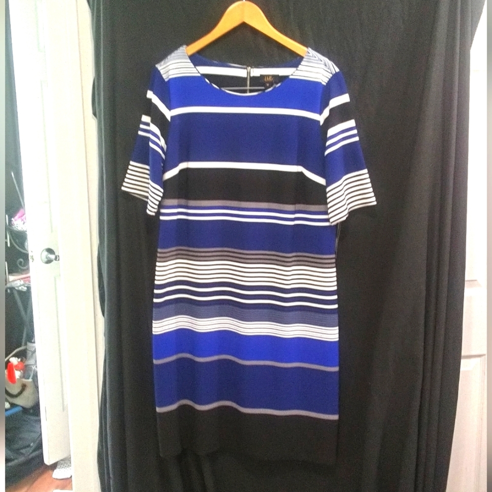 New I LE NEW YORK NWT PLUS Size short sleeve zip up striped dress W Tags